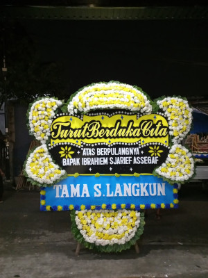Papan Bunga Duka di Mertoyudan